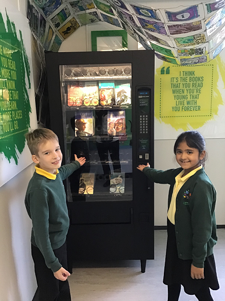 Pupils Daniel and Simran.