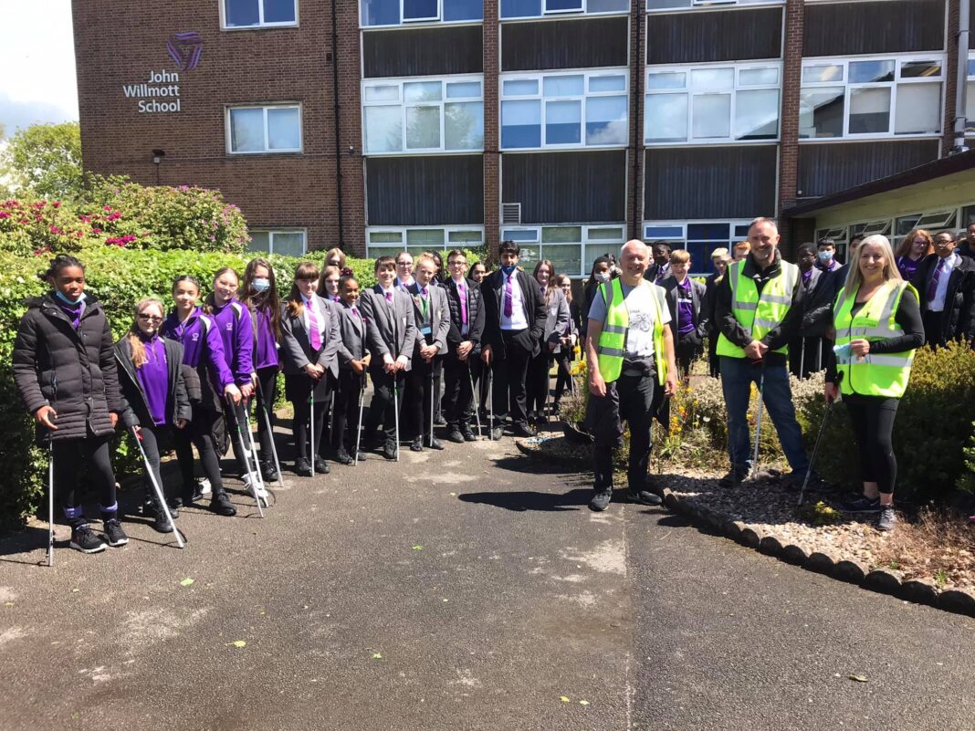 Andy Biddle, Richard Parkin and Debbie Lake of Sutton Coldfield Litter Action Group (SCLAG) with John Willmott pupils.