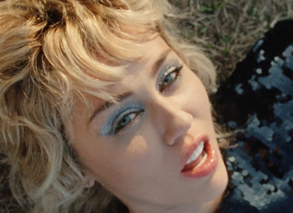 Miley Cyrus is one of the stars to wear F2D's streetwear.