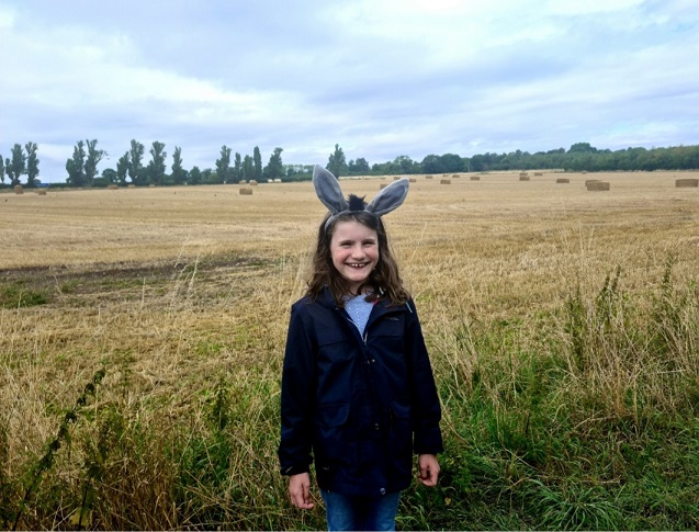 Sophie aimed to walk 700 steps each day.