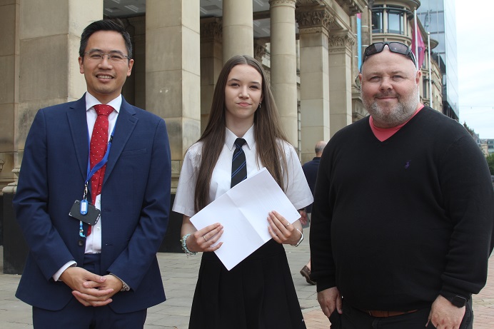 Sarah Gibson with Cllr Alex Yip, Shadow Cabinet Member for Social Justice, Community, safety and Equalities and Brian Davies, Fundraising Manager, UK Sepsis Trust.