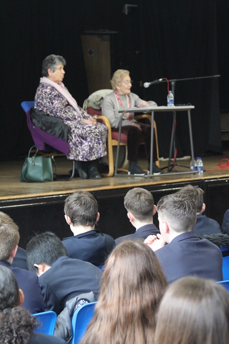 Holocaust survivor Mindu Hornick speaks to the students.